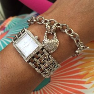 1/4 cttw diamond heart toggle bracelet